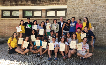 fundacion-iberdrola-espana-junta-castilla-leon-diplomas-alumnos-curso-inmersion-ingles-villarino-04092017